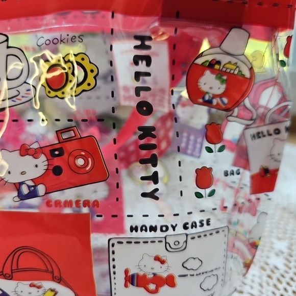 Hello Kitty Plastic Tote NEW - Picture 5 of 11
